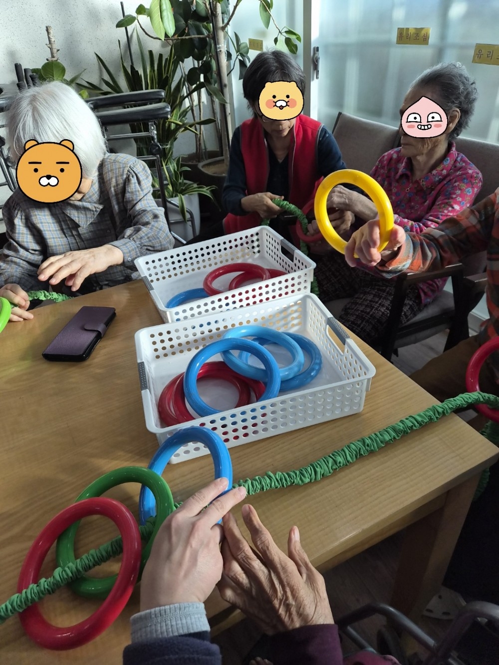 4ccf7188498a9f81f3bf4408288f885f_1764918