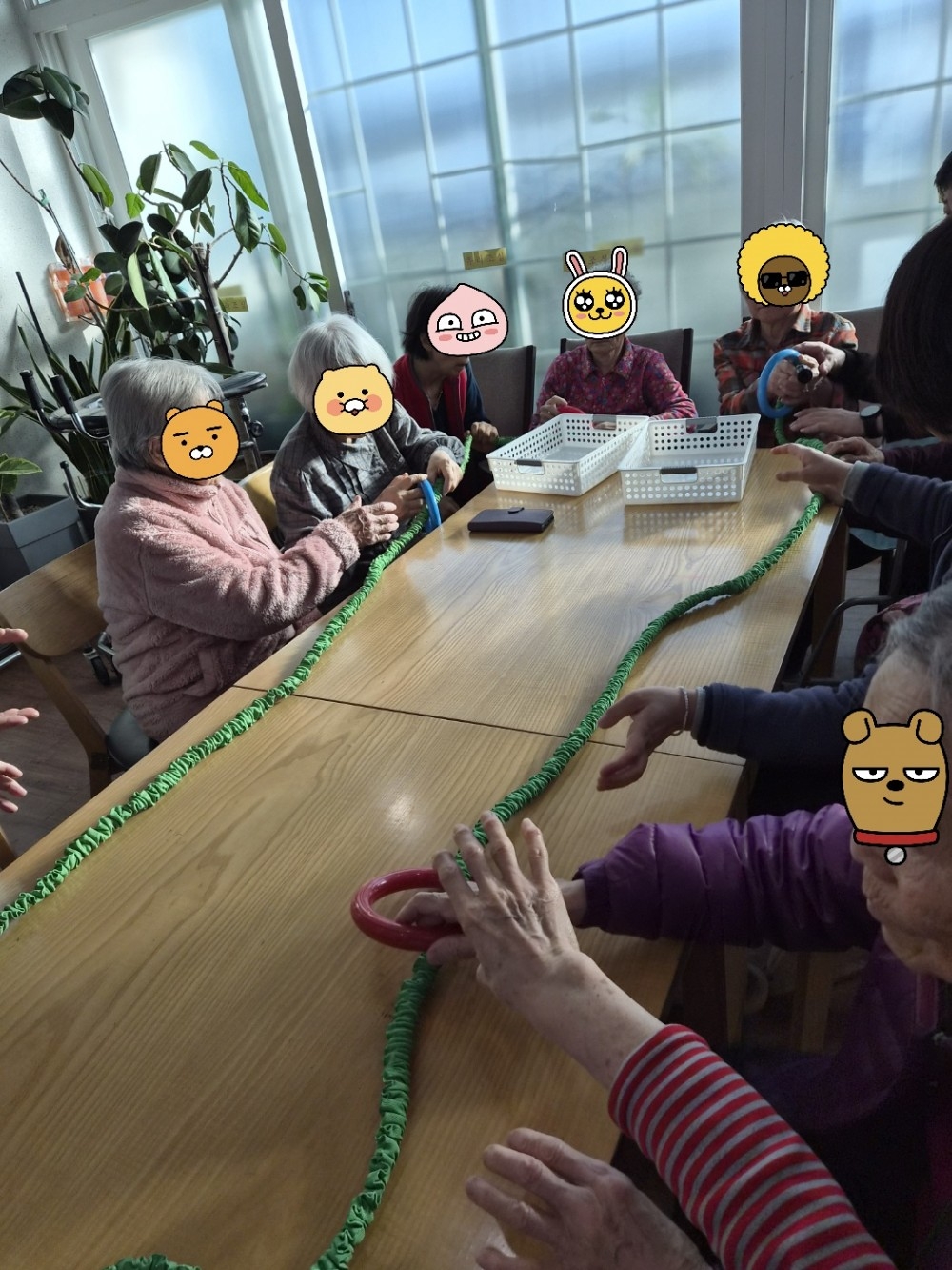 4ccf7188498a9f81f3bf4408288f885f_1764918